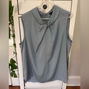 Ann Taylor women’s XL icy blue twist-neck silky sleeveless blouse